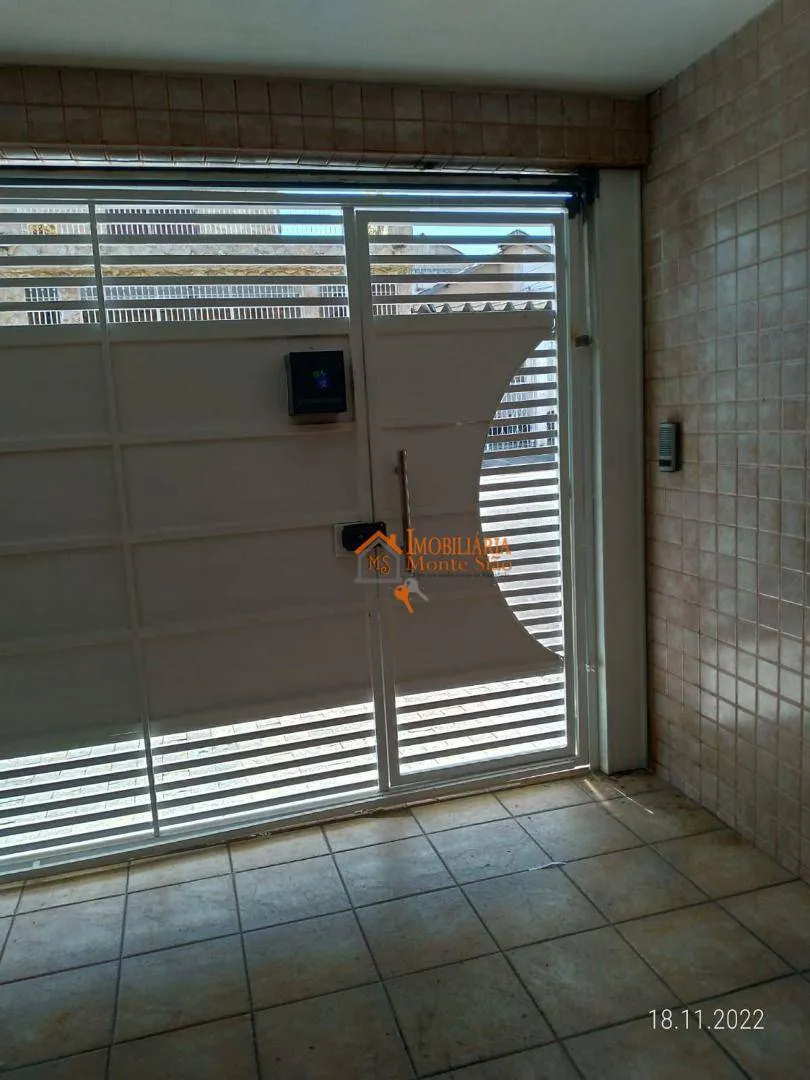 Imagem Sobrado com 3 dormitórios à venda, 153 m² por R$ 700.000,00 - Jardim São Francisco - Guarulhos/SP