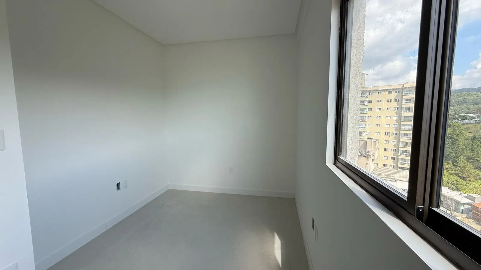 Imagem Apartamento com vista para o mar à venda com 67.83m2 por R$ 850.000,00