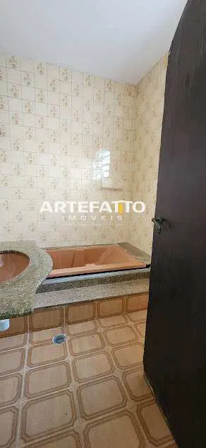 Imagem Casa à venda em Mogi das Cruzes, Vila Lavínia, com 3 quartos, 500m2