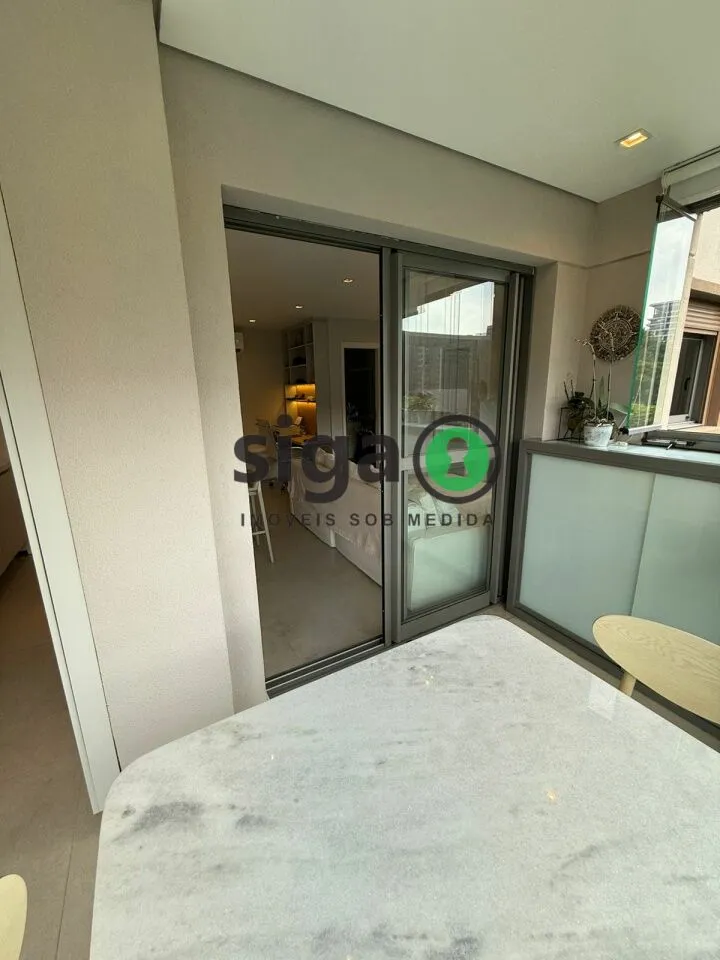 Imagem Apartamento em Moema para venda com 1 suíte, living ampliado, 1 vaga- Porteira fechada