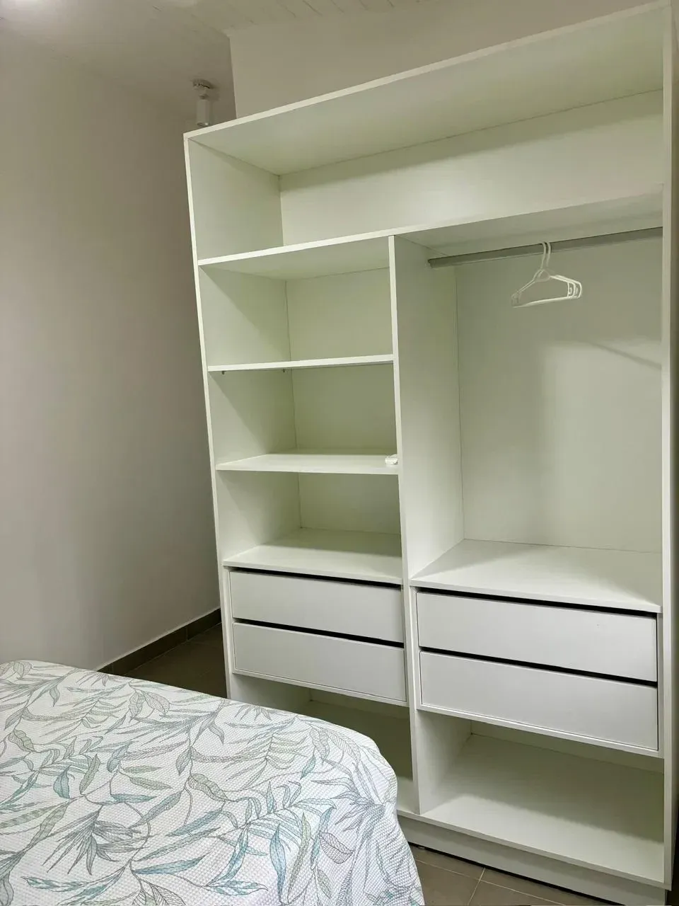 Foto do imóvel Casa de Condomínio com 4 Quartos à Venda, 202 m² em Bairro de Camburi - São Sebastião