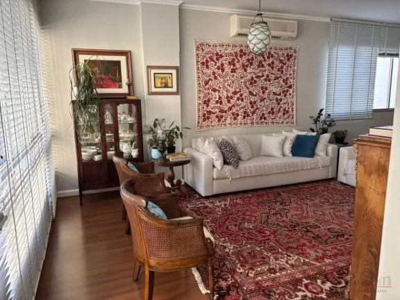 Imagem Oportunidade única na Beira-Mar Norte! Apartamento com hall e elevador privativo, vista parcial par...