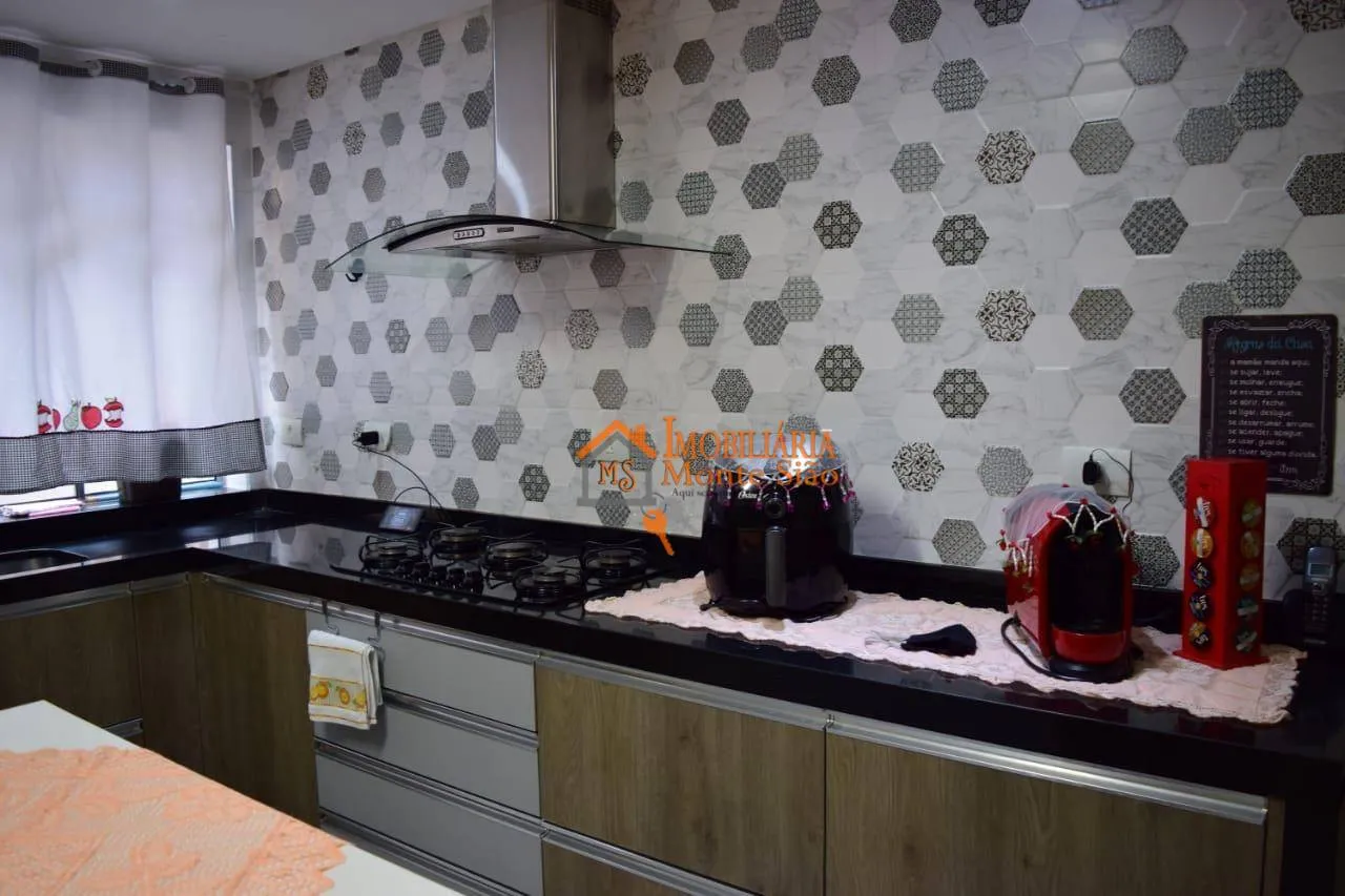Imagem Casa com 4 dormitórios à venda, 315 m² por R$ 1.100.000,00 - Ponte Grande - Guarulhos/SP