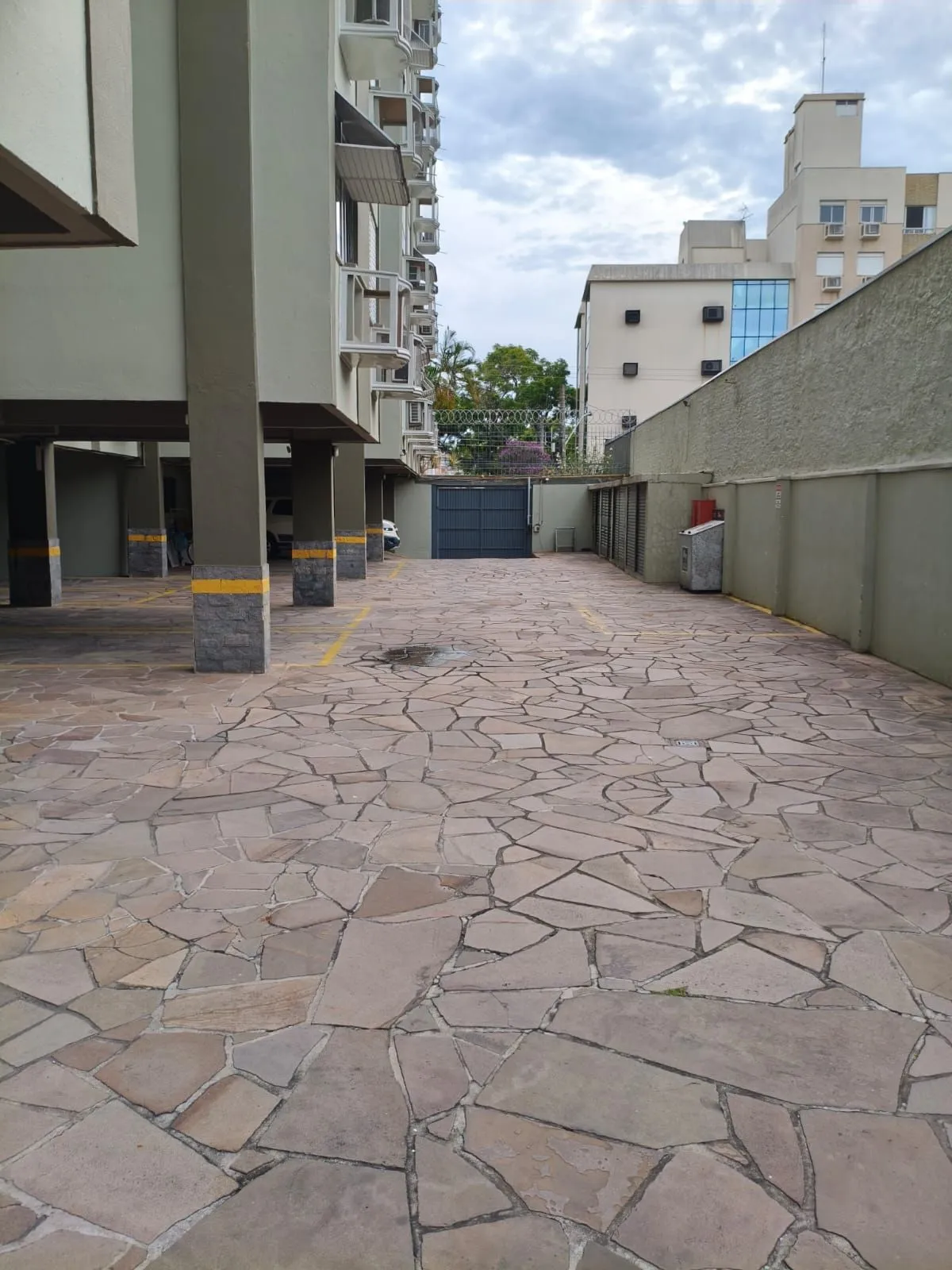 Imagem Oportunidade 2D, 2 Banheiros - Cidade Baixa - Porto Alegre - Preço Atrativo