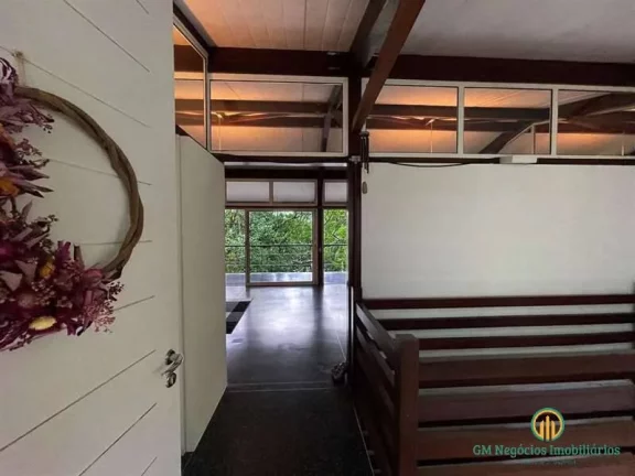 Imagem Cond. dos Arquitetos - Contemporânea e despojada! Uma casa única!