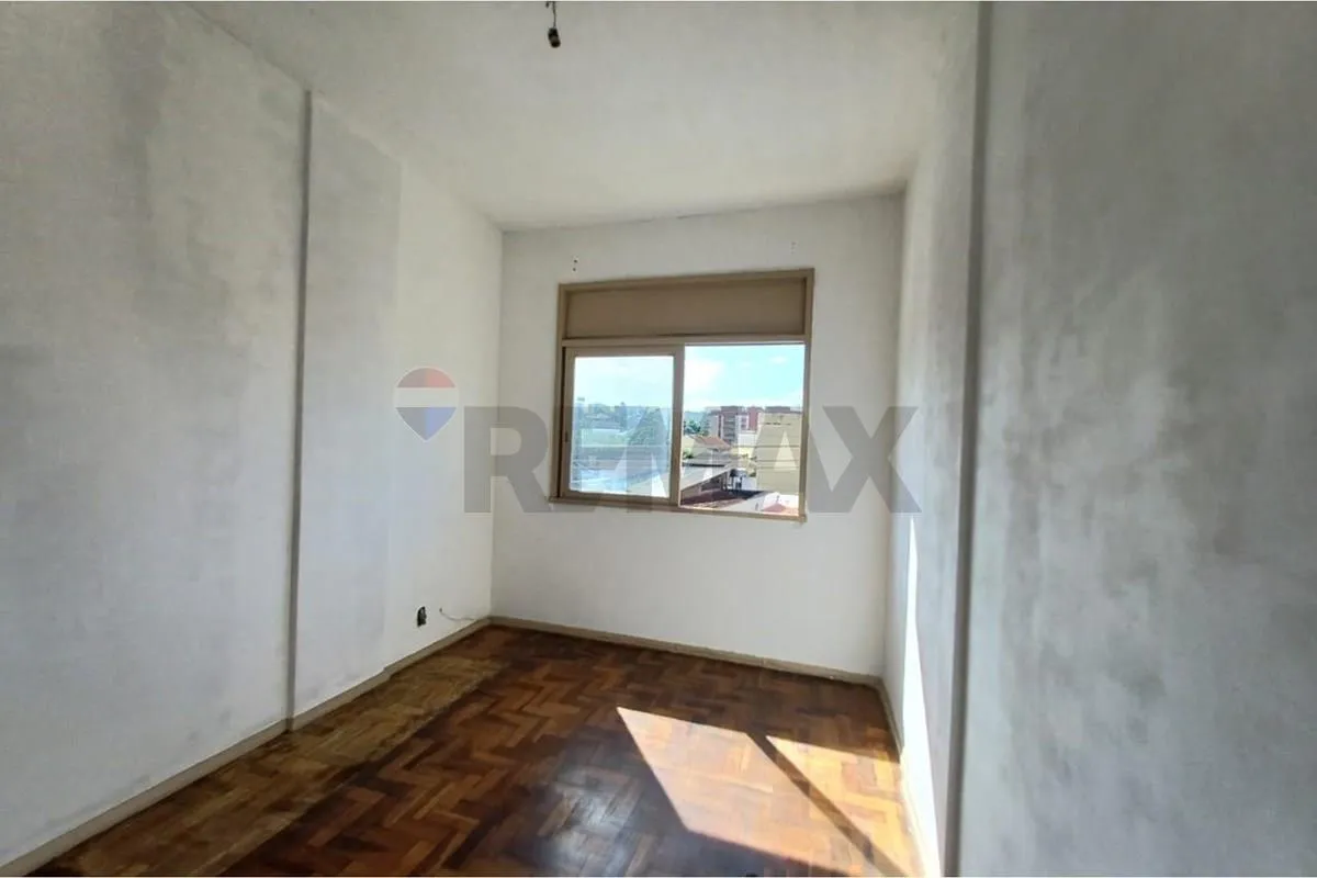 Imagem Apartamento 56m² em Engenho Novo - R$ 160.000 - Pronto para você reformar do seu jeito