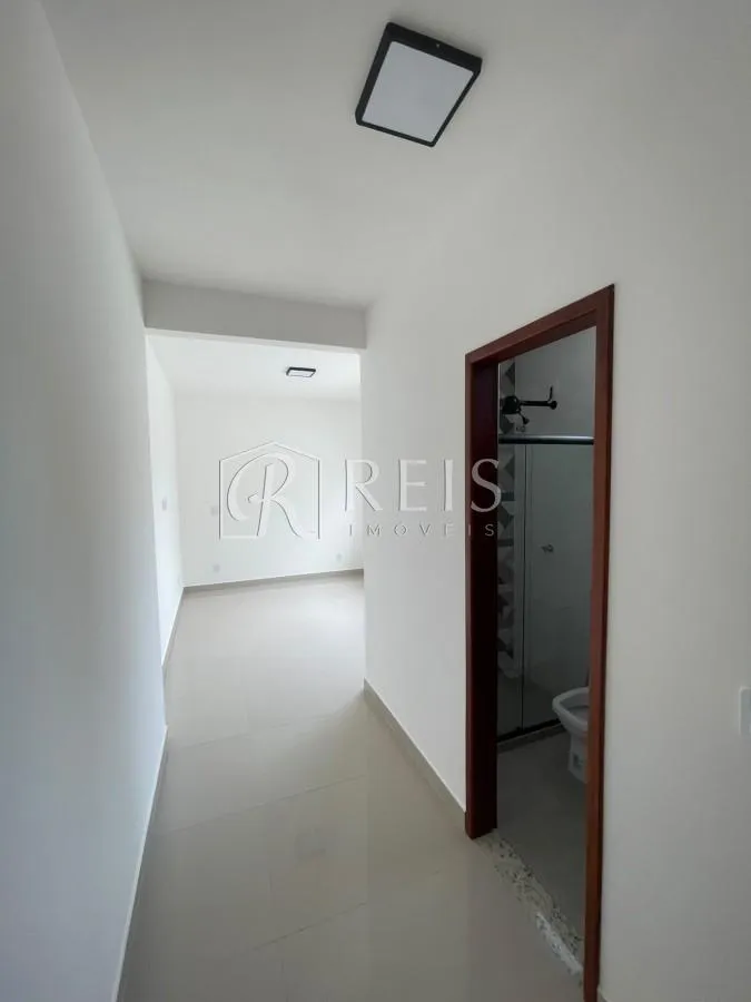 Imagem Casa para Venda em Rio das Ostras, Atlântica, 3 dormitórios, 1 suíte, 2 banheiros, 1 vaga