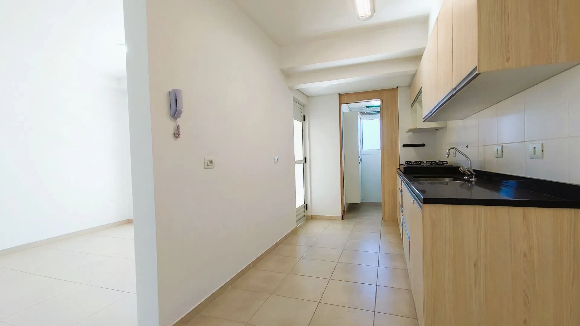 Imagem Apartamento com 2 Quartos à Venda, 77 m² em Água Verde - Curitiba
