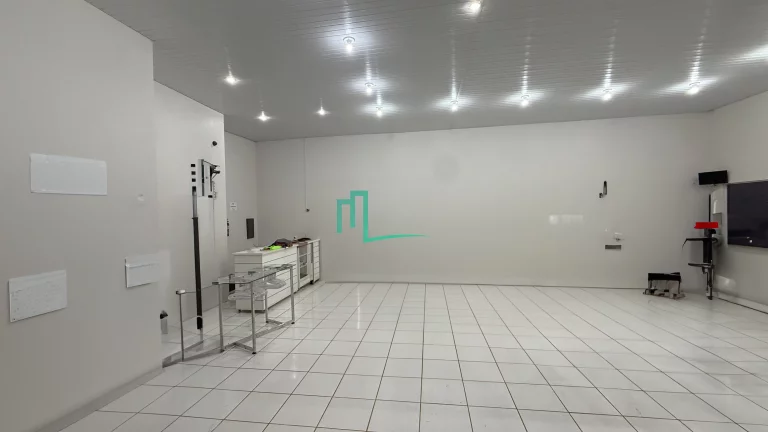 Imagem EXCELENTE PRÉDIO COMERCIAL DE ESQUINA EM LOCALIZAÇÃO PRIVILEGIADA NO PARQUE LEPORACE NA AVENIDA TEOTÔNIO VILÉLA 01 QUADRA DA AV. ABRAHÃO BRICKMANN