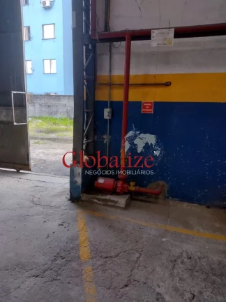 Imagem Galpão no bairro Paquetá em Santos-SP, espaço amplo, são 2.100m² !