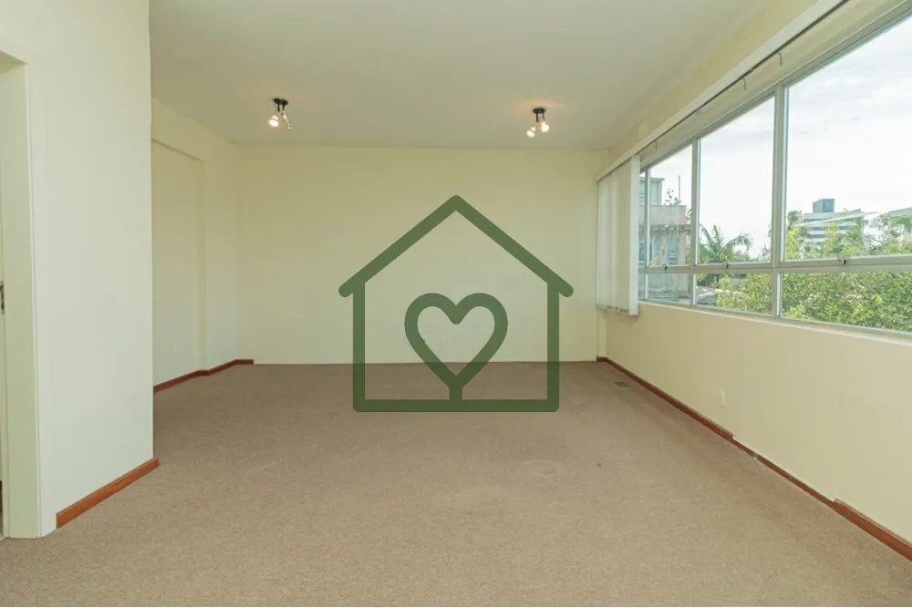 Imagem Sala Comercial no Bairro Petrópolis Apresentamos uma ótima sala comercial, ideal para escritórios...