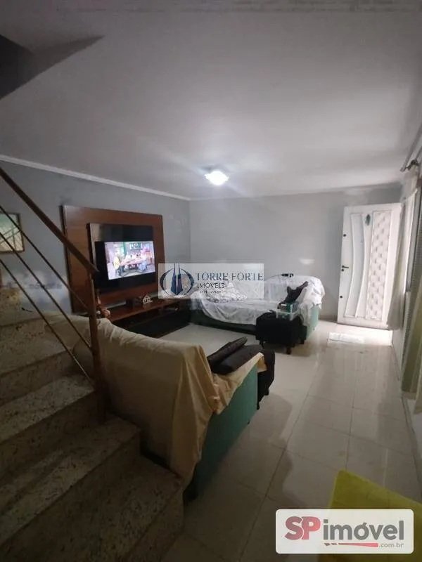 Imagem Sobrado com 3 dormitorios 2 vagas , Sacada no Jardim Robru.