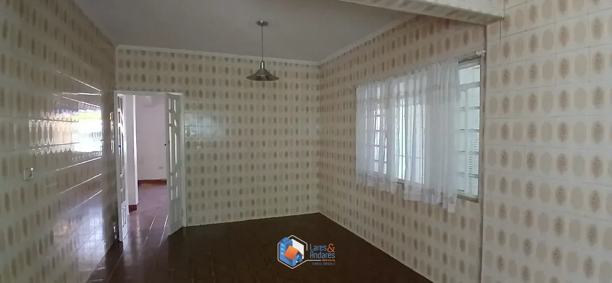 Imagem Casa de vila para venda em Vila Romano com 4 quartos, sendo 1 suíte, 190m²