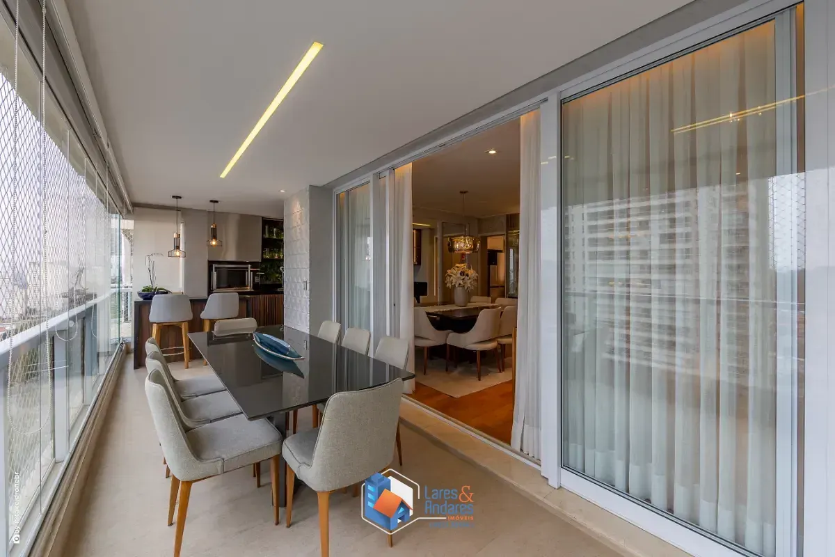 Imagem Apartamento para venda em Campo Belo com 3 quartos, sendo 3 suítes, 233m²