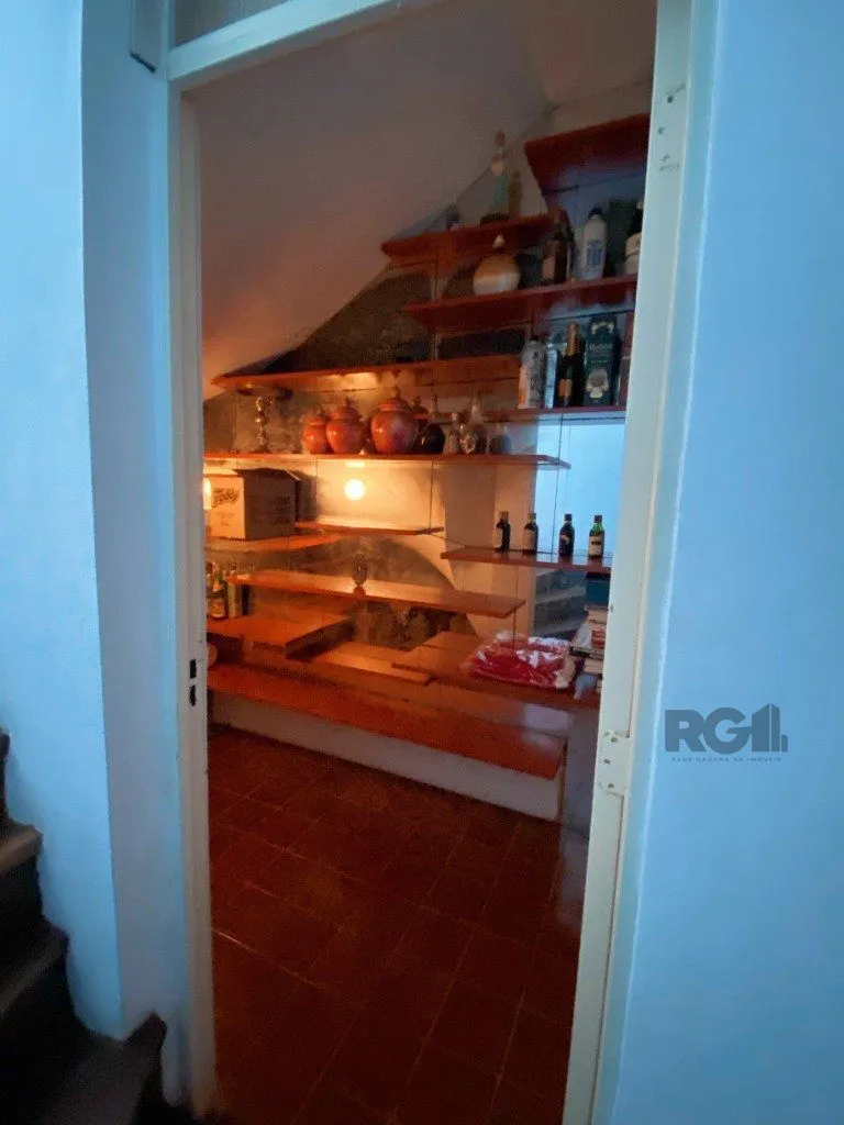 Imagem Casa no Teresópolis de 4 dormitórios e 4 vagas