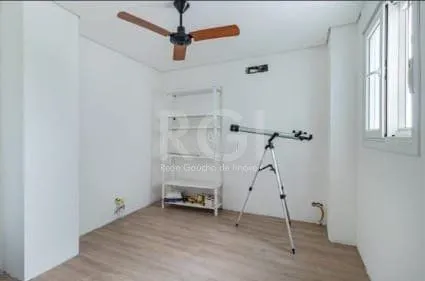 Imagem Casa para Venda - 377m², 4 dormitórios, sendo 2 suítes, 3 vagas - Teresópolis