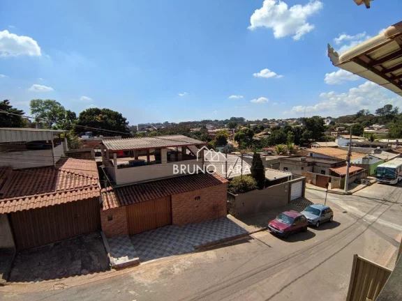 Imagem Casa com 3 dormitórios à venda, 300 m², Juscelino Kubitschek - Igarapé/MG