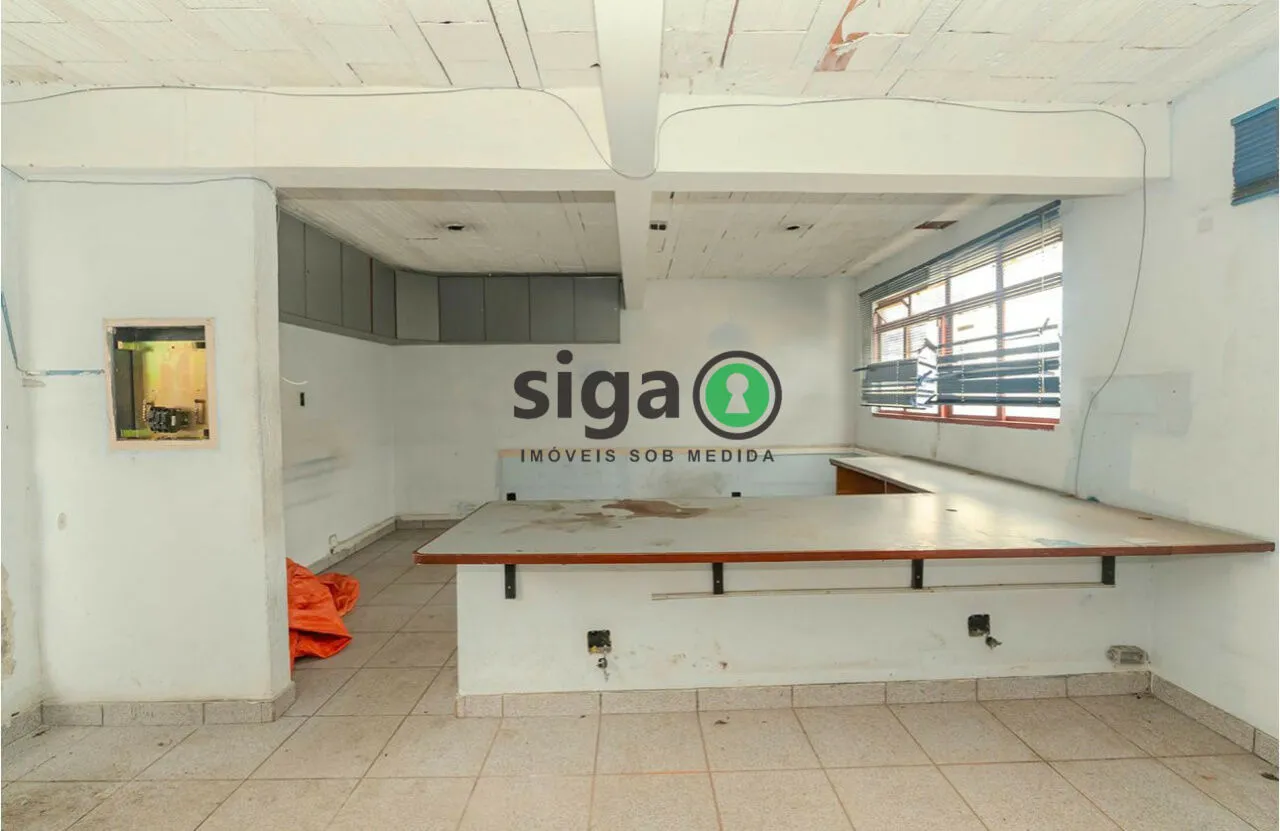 Imagem Imóvel de 380m² na Chácara Santo Antônio para Moradia ou Negócio.