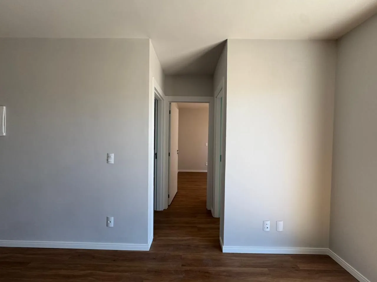 Imagem Apartamento de 2 dormitórios e vaga semi mobiliado em Canoas