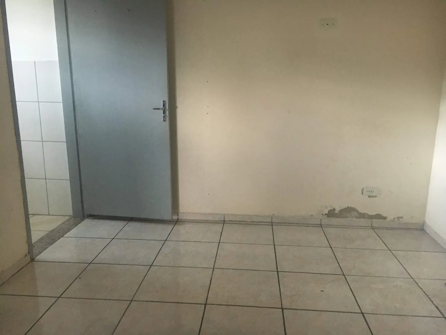 Imagem Comercial para Locação 1 Vaga, 70M², Jardim Cristina, Pindamonhangaba - SP