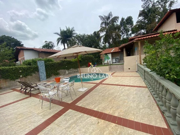 Imagem Casa com 3 dormitórios à venda, 250 m² por R$ 800.000,00 - Condomínio Fazenda Solar - Igarapé/MG
