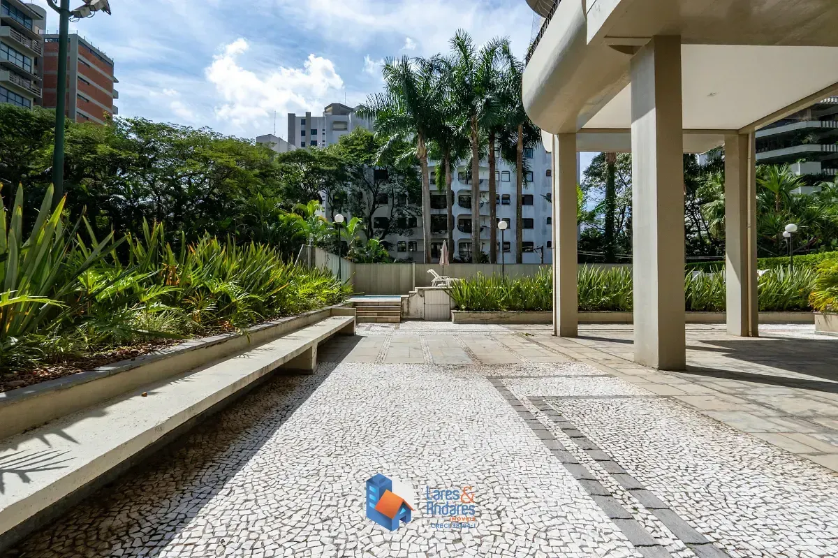 Imagem Apartamento para venda em Vila Morumbi com 3 quartos, sendo 2 suítes, 271m²