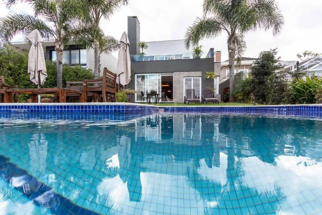 Imagem Casa Condominio Terra Ville para Venda - 339.3m², 4 suites, 6 vagas - e fundo lago.