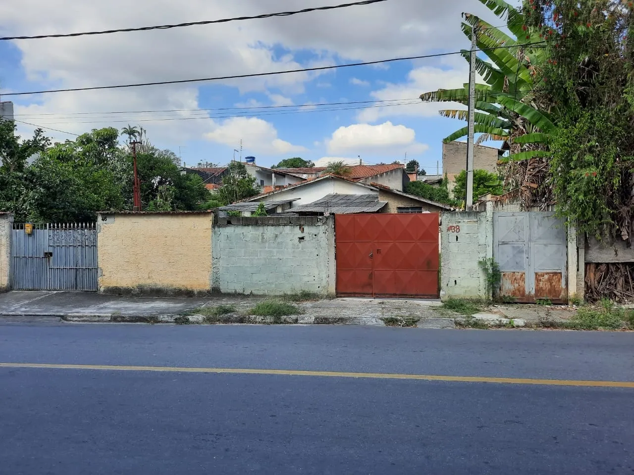 Foto do imóvel Casa à venda 4 Quartos, 2 Vagas, 350M², Jardim Boa Vista, Pindamonhangaba - SP