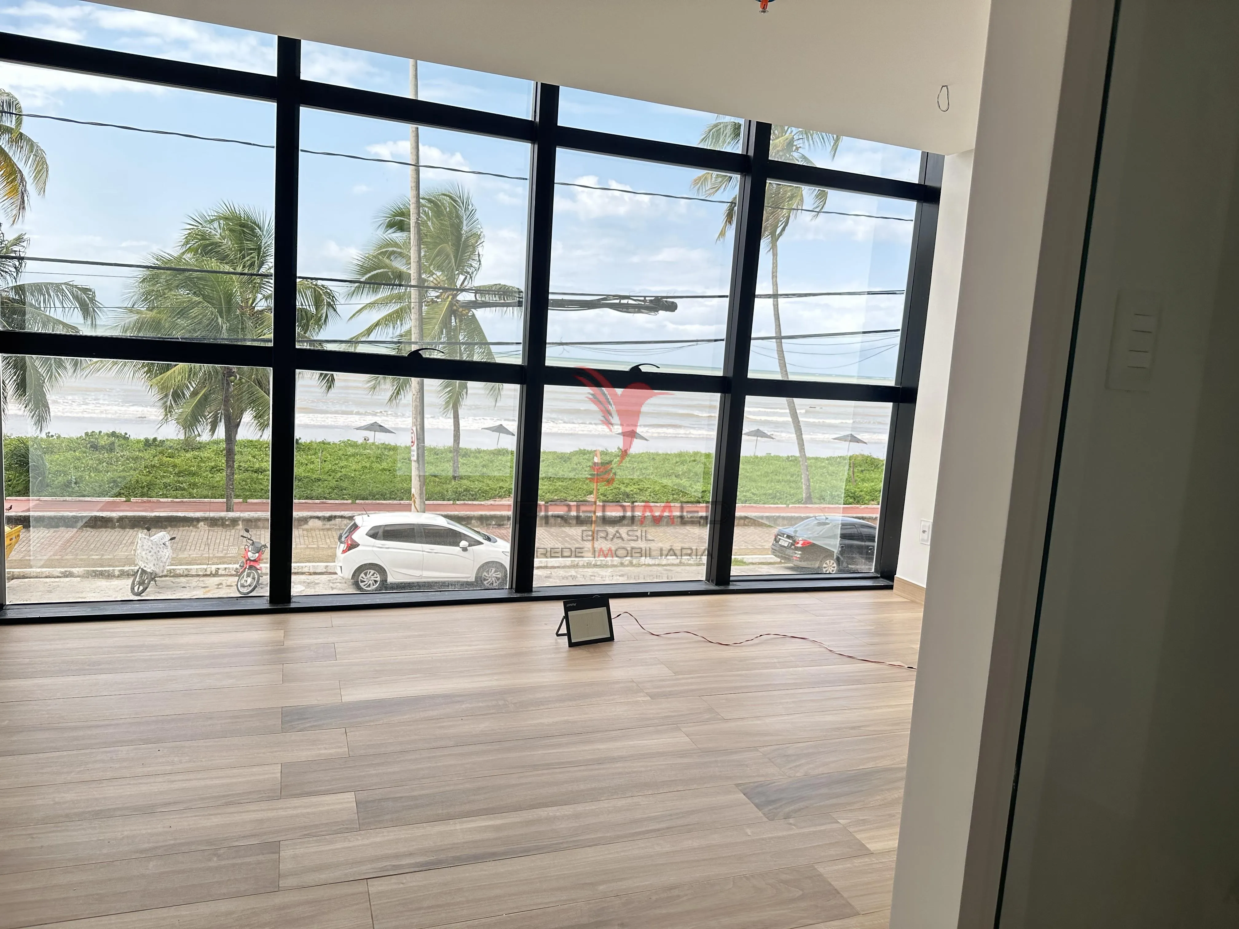 Imagem Super oportunidade de venda de flat à Beira-mar do Cabo Branco, com vista definitiva