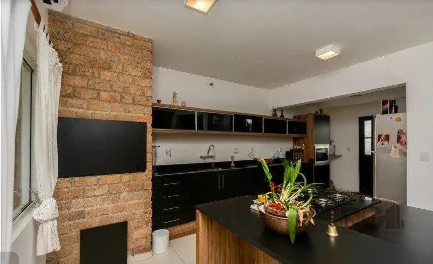 Imagem Casa 287m² - 3 suítes, 4 vagas no bairro Ipanema