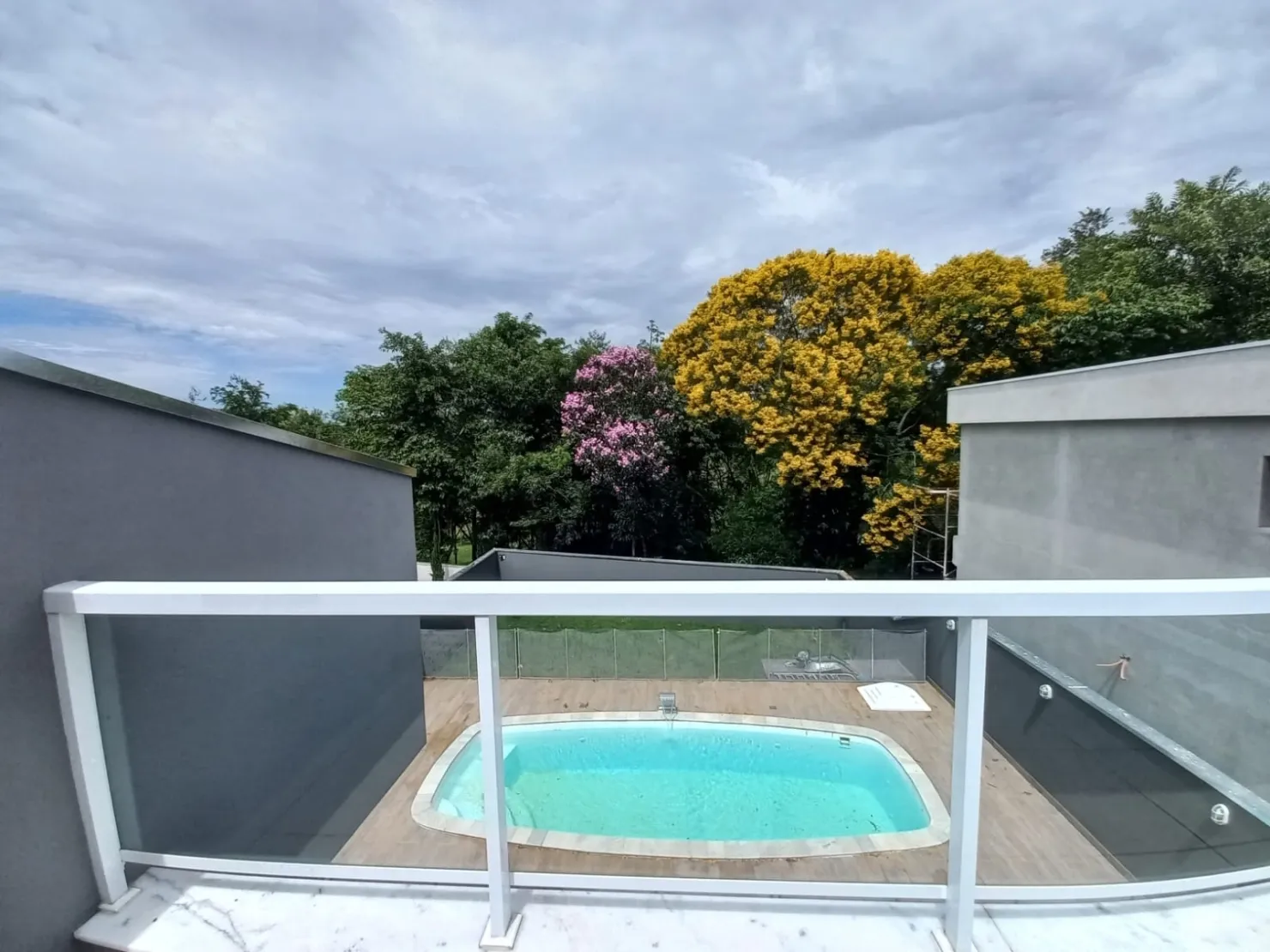 Imagem Casa Alto Padrão à venda com 3 suítes, piscina e muito conforto, Alto do Cardoso, Pindamonhangaba, SP