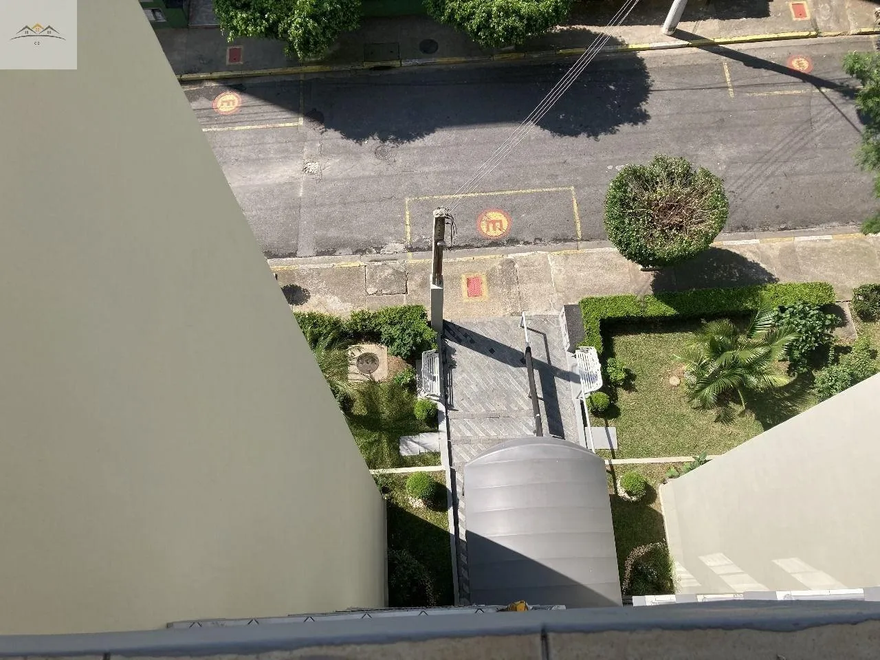 Imagem Apartamento à venda no Pq. São Vicente em Mauá 2 dorm. 1 vg 62m² com sacada
