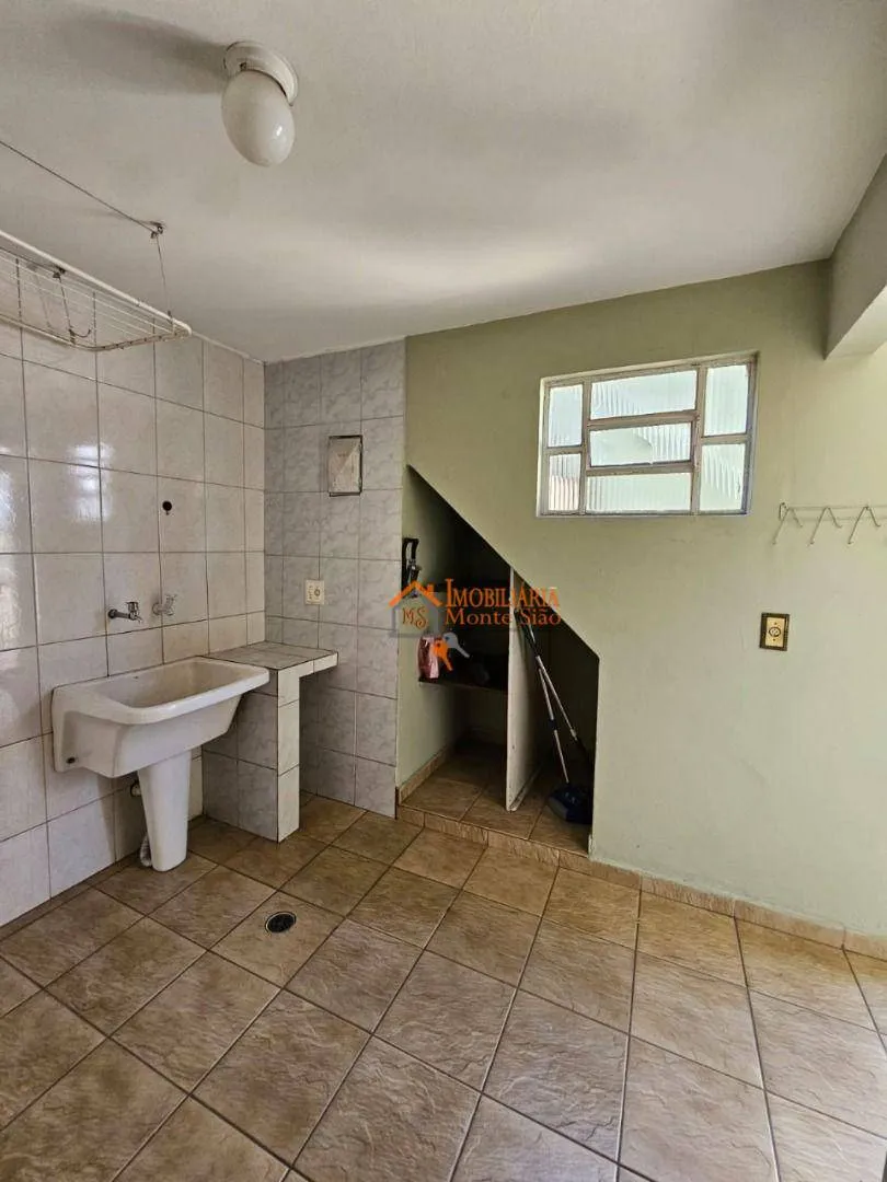 Imagem Sobrado com 3 dormitórios à venda, 175 m² por R$ 695.000,00 - Jardim Santa Francisca - Guarulhos/SP