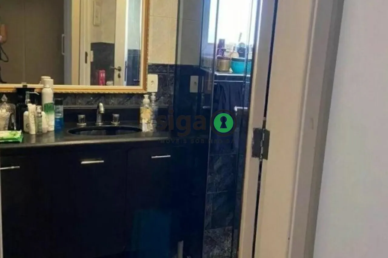 Imagem Apartamento Alto Padrão em Moema de 3 Quartos com 2 Vagas - 117m² à Venda.