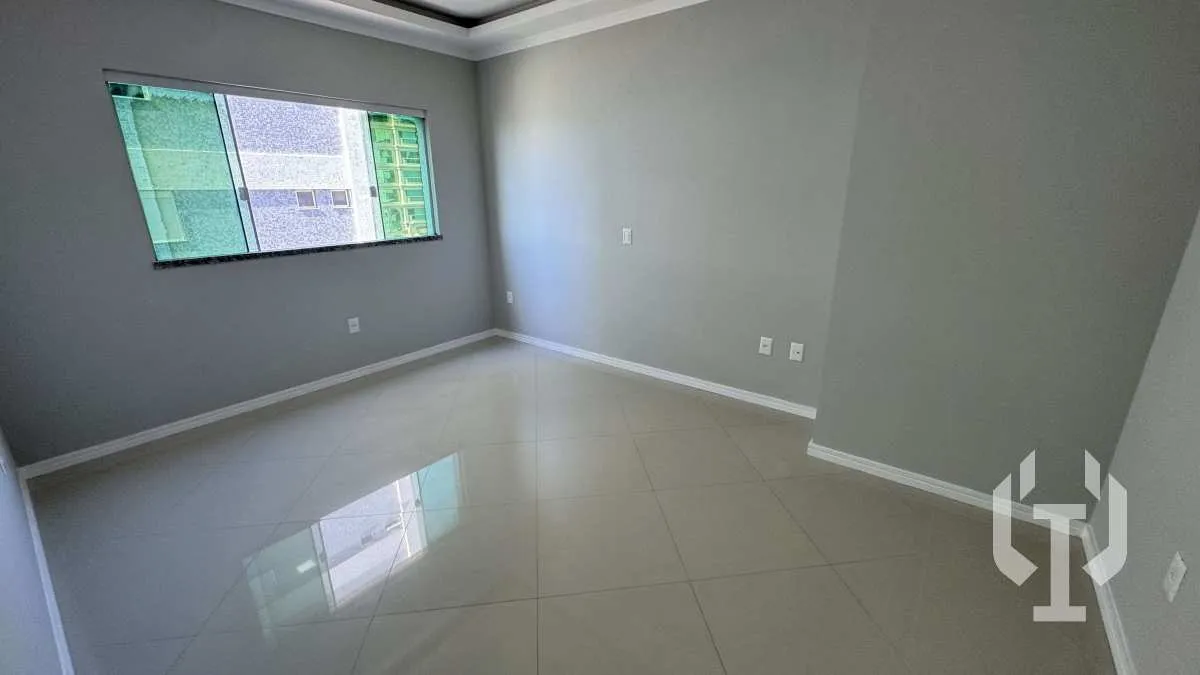 Imagem Apartamento à venda, no ED. LAGO MAGGIORE em Itapema, Meia Praia, com 3 quartos, 121,79m2