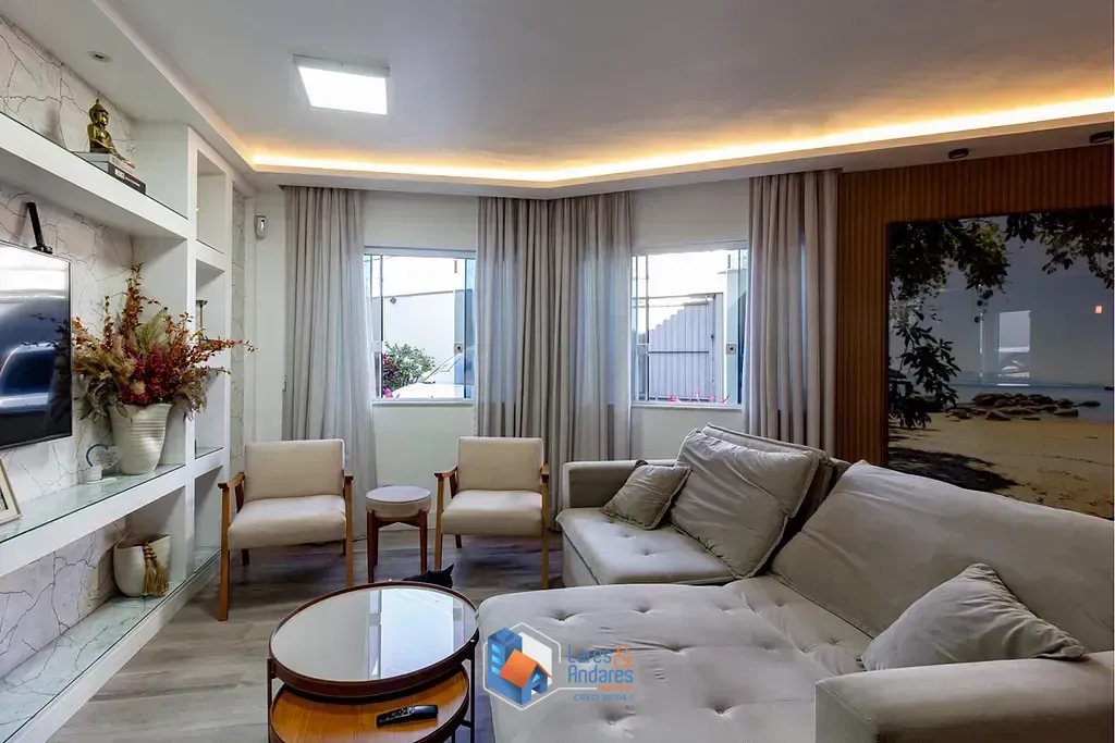 Foto do imóvel Casa à venda 3 Quartos 1 Suite 2 Vagas 130M² Jardim Ernestina São Paulo - SP em Rua Professor Guilherme Belfort Sabino