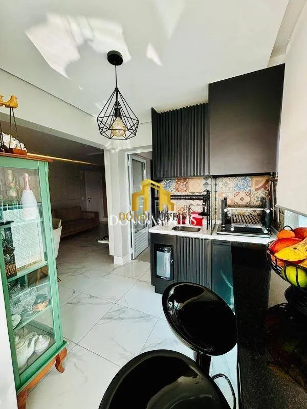 Imagem Apartamento 96 m² | 3 Dorms (1 Suíte) | 2 Vagas | Depósito