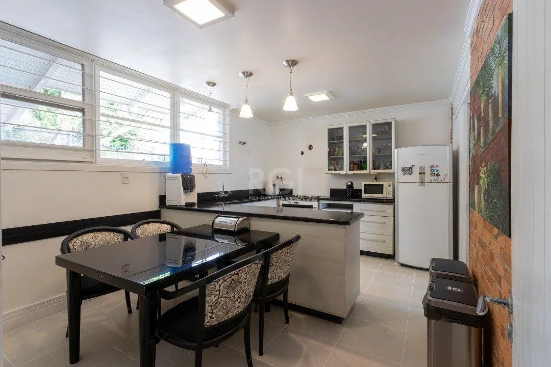 Imagem Casa para Venda - 312m², 5 dormitórios, sendo 3 suites, 6 vagas - Vila Conceição