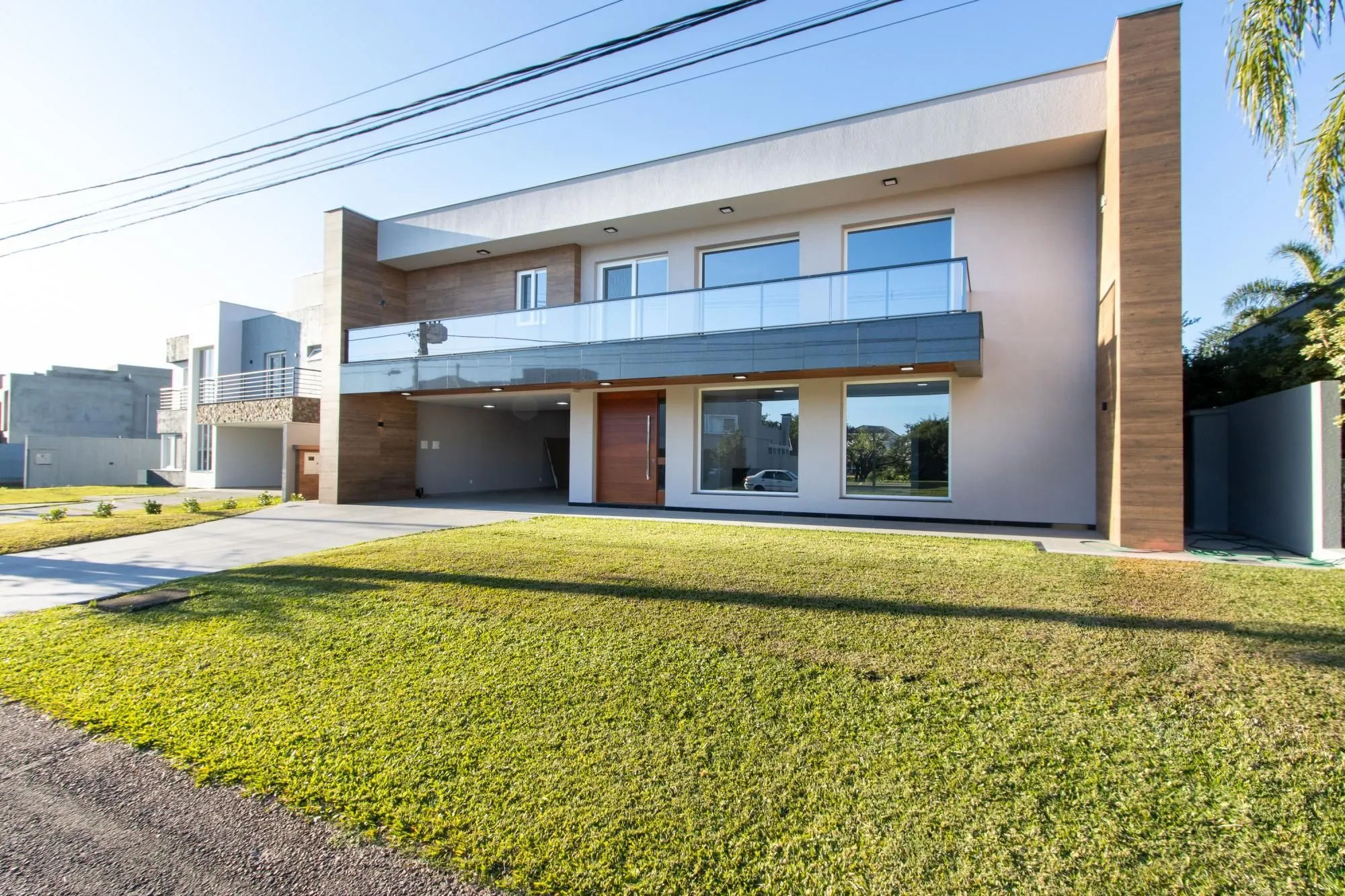 Imagem Linda Casa de 5 suítes com fundos Lago no TerraVille