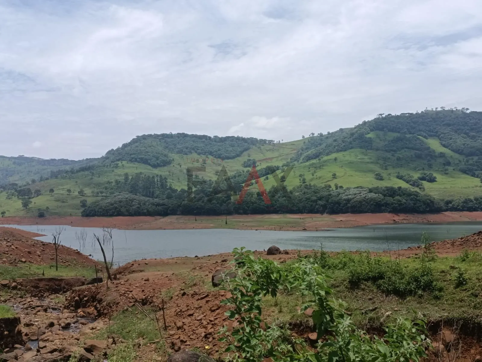 Imagem TERRENO NO PARAÍSO ALAGADO FAXINAL DO CÉU - LAGEADO FEIO- PR - Feio só o nome