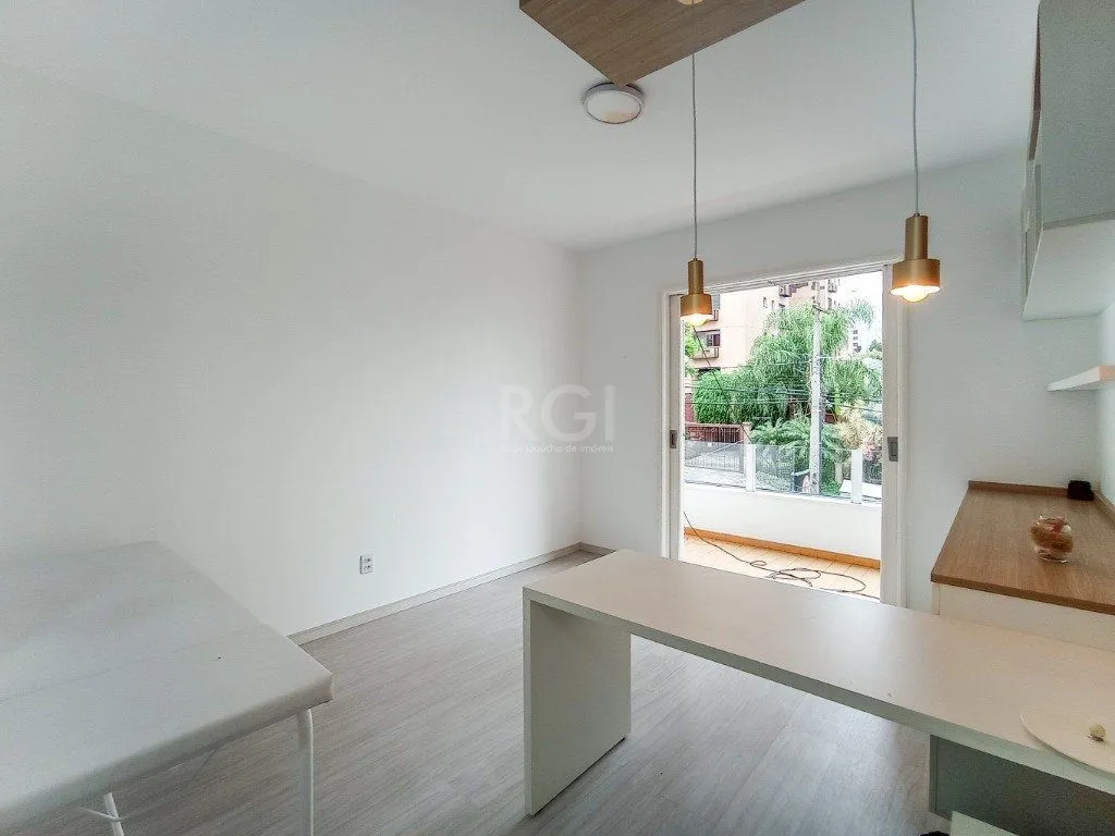 Imagem Casa Comercial de Luxo no Centro da Cidade - Oportunidade Única!