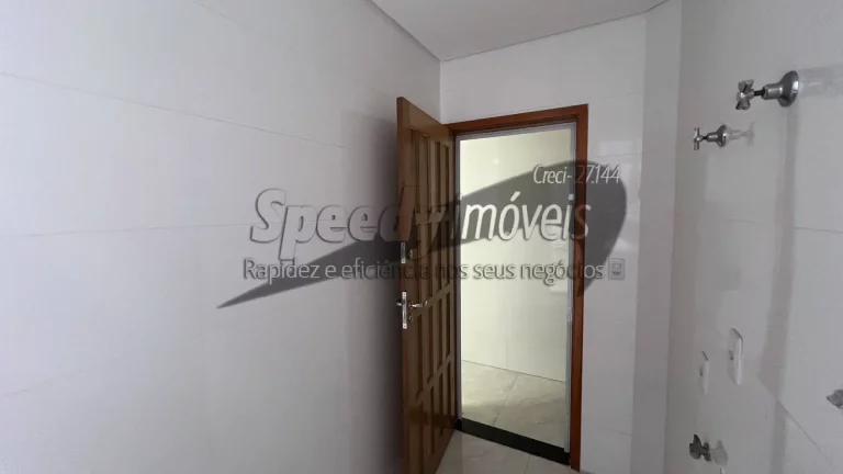 Imagem Casa em Santos para venda, Sobreposta bairro Embaré.