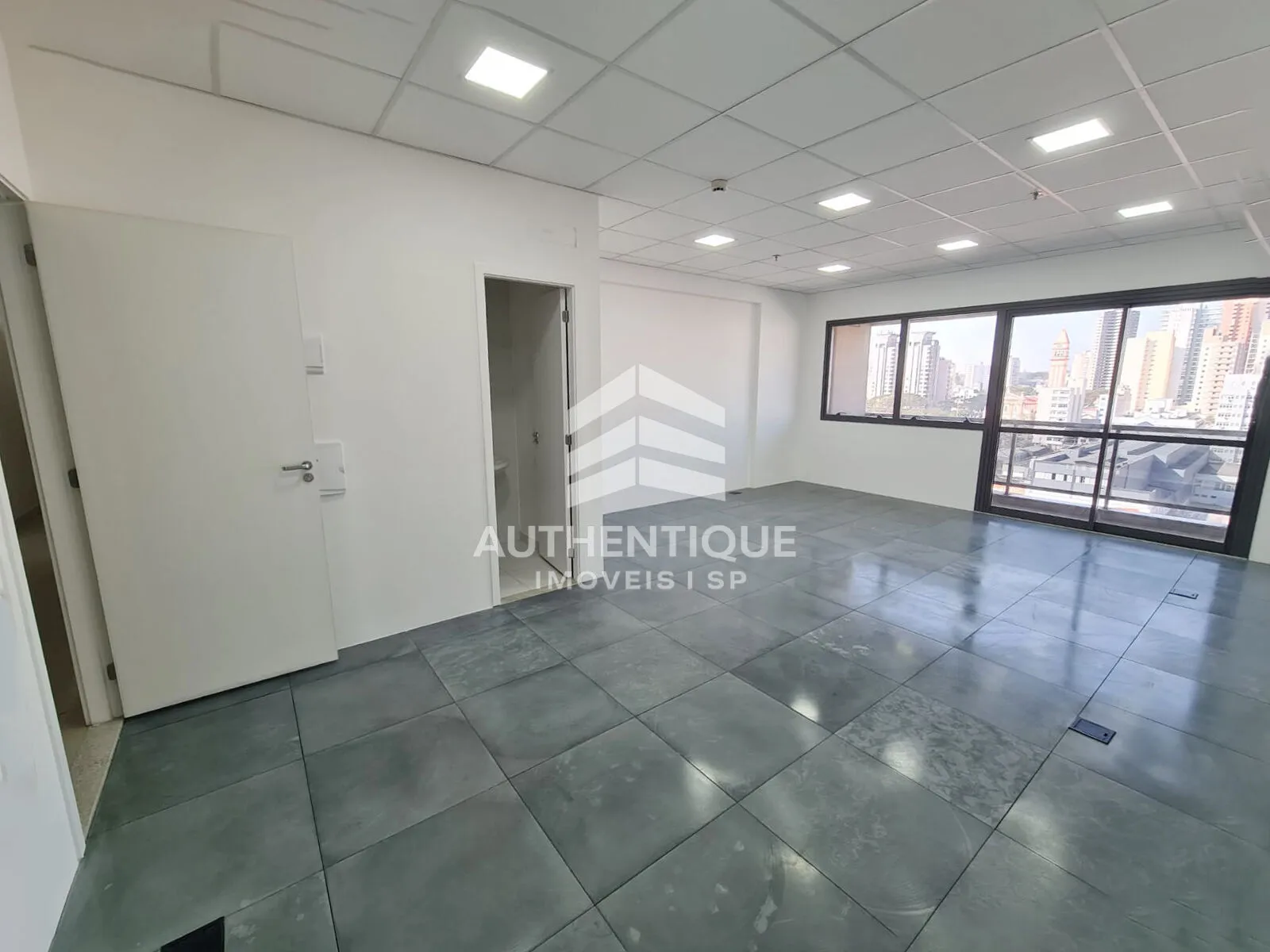 Imagem JURUBATUBA EMPRESARIAL CENTRO SBC - Sala Comercial no Centro de SBC à venda!