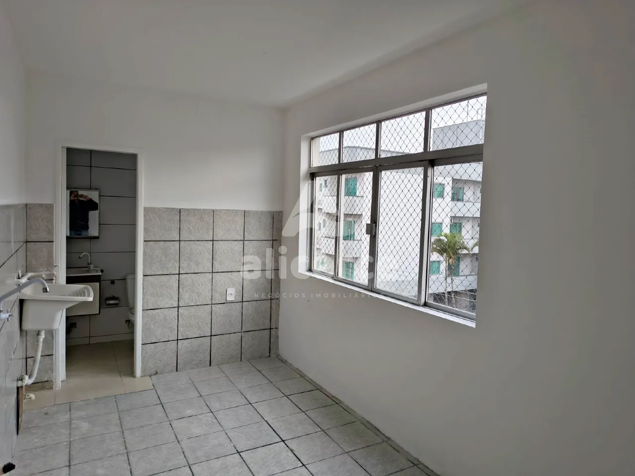 Imagem Apartamento à Venda em Areias - São José | Excelente Localização e Ótimo Custo-Benefício**