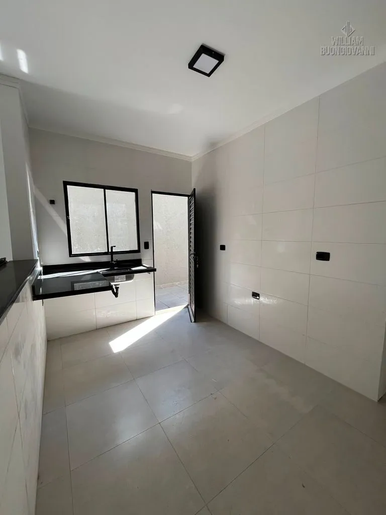 Imagem More Perto do Mar! Casa Térrea com 2 Dormitórios, Suíte e Espaço Gourmet
