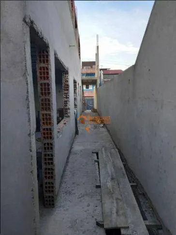 Imagem Sobrado com 5 dormitórios à venda, 306 m² por R$ 680.000,00 - Jardim Adriana - Guarulhos/SP