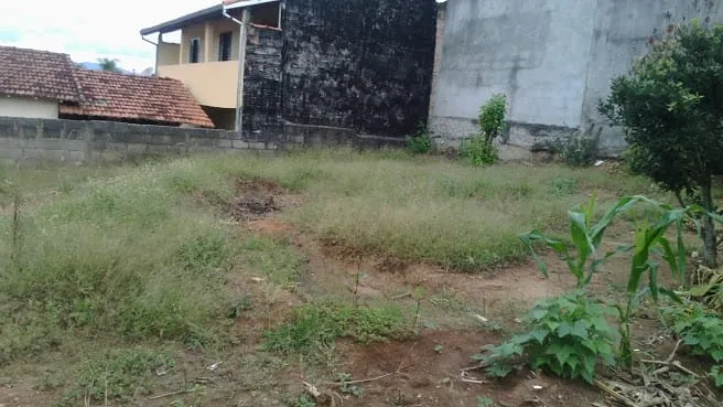 Imagem Terreno à venda 250M², Residencial e Comercial Cidade Jardim, Pindamonhangaba - SP
