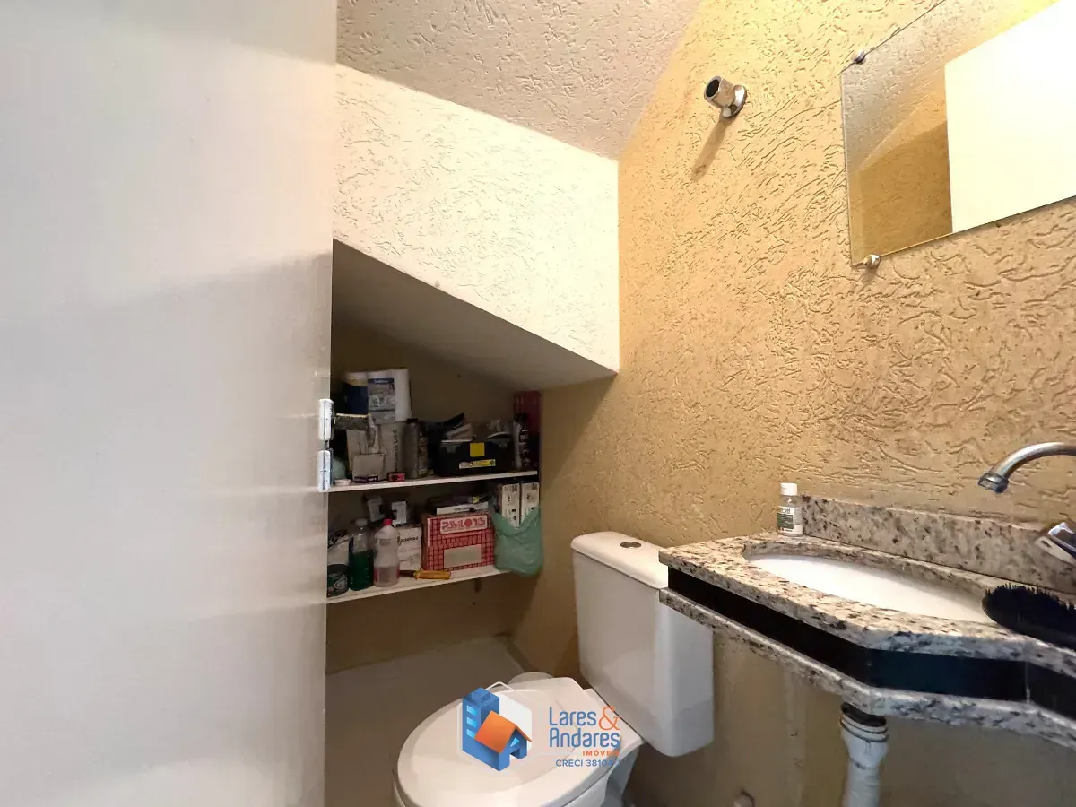 Imagem Sobrado para venda em Sapopemba com 3 quartos, sendo 3 suítes, 90m²