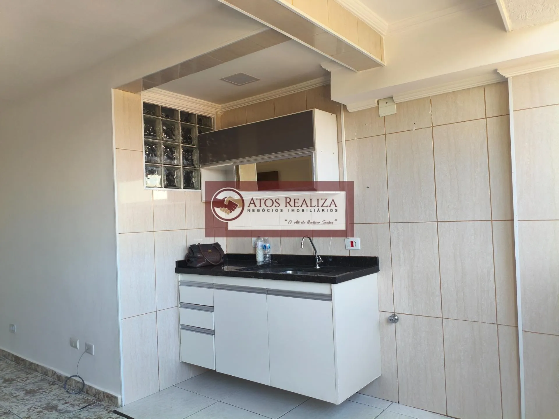 Imagem Prédio com Casas em Balneário São José - SP para Alugar