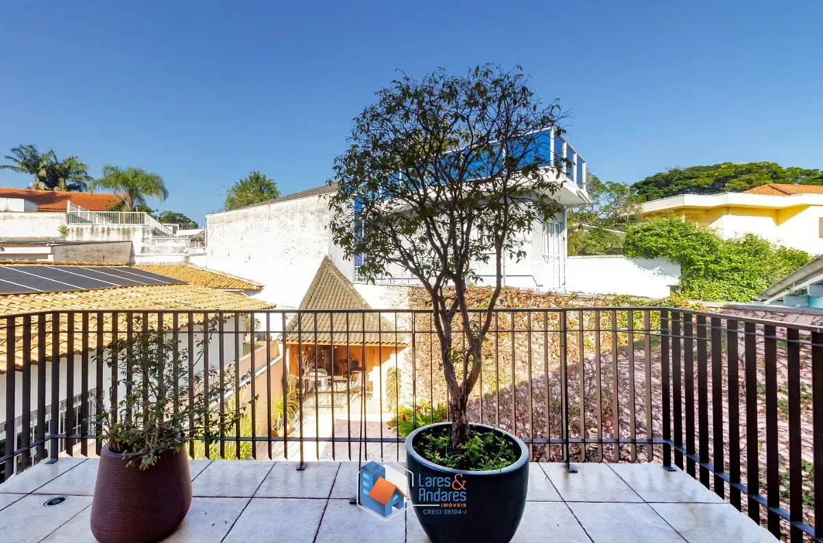 Imagem Casa para venda em Alto da Lapa com 3 quartos, sendo 3 suítes, 310m²